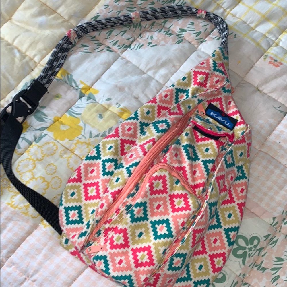 colorful kavu